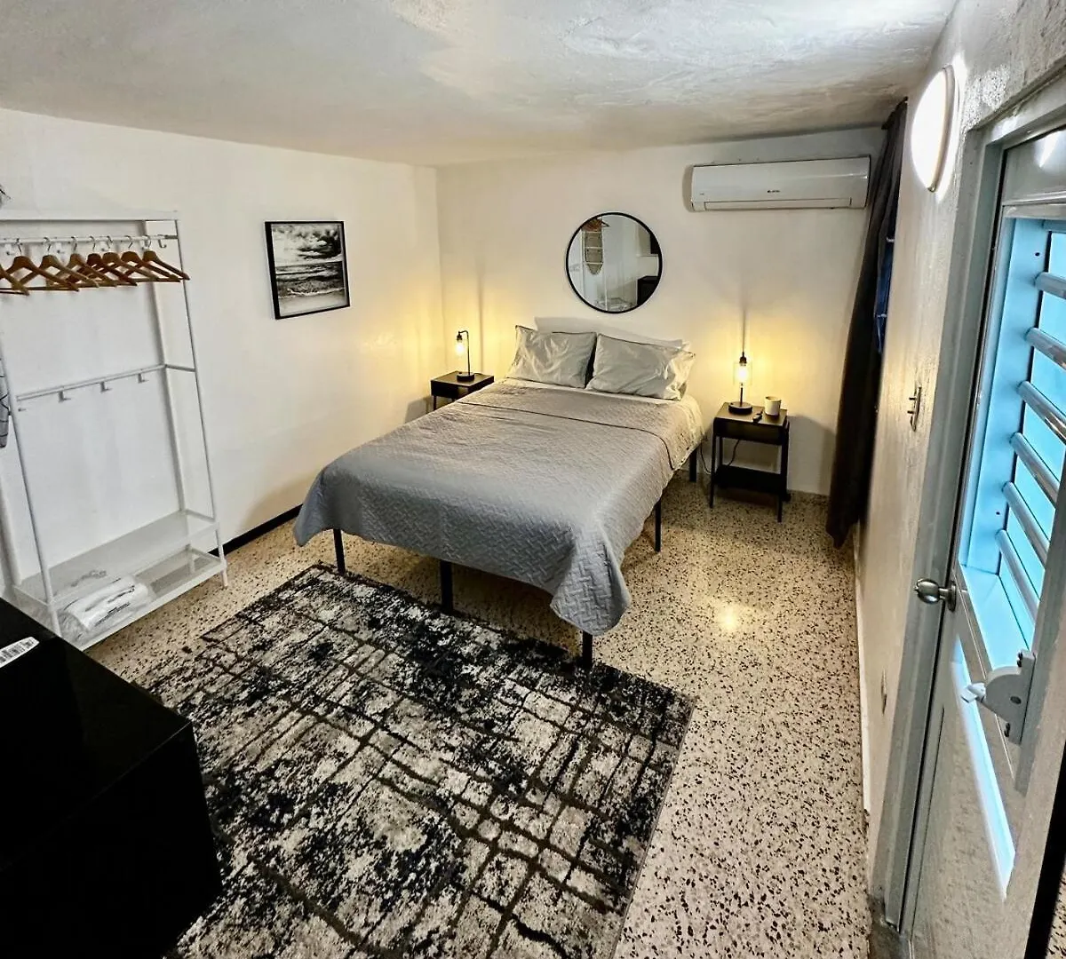 Stay Steps From Where Bad Bunny Once Studied! Vega Baja Διαμέρισμα